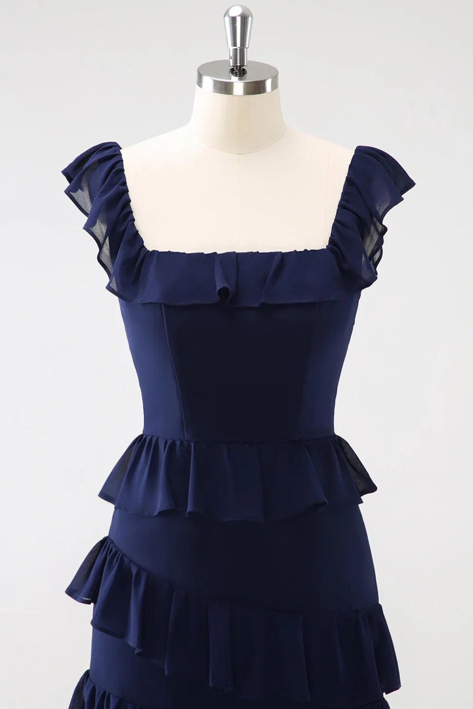 Dark Navy A-Line Tiered Chiffon Vestido de Dama de Honra Longo