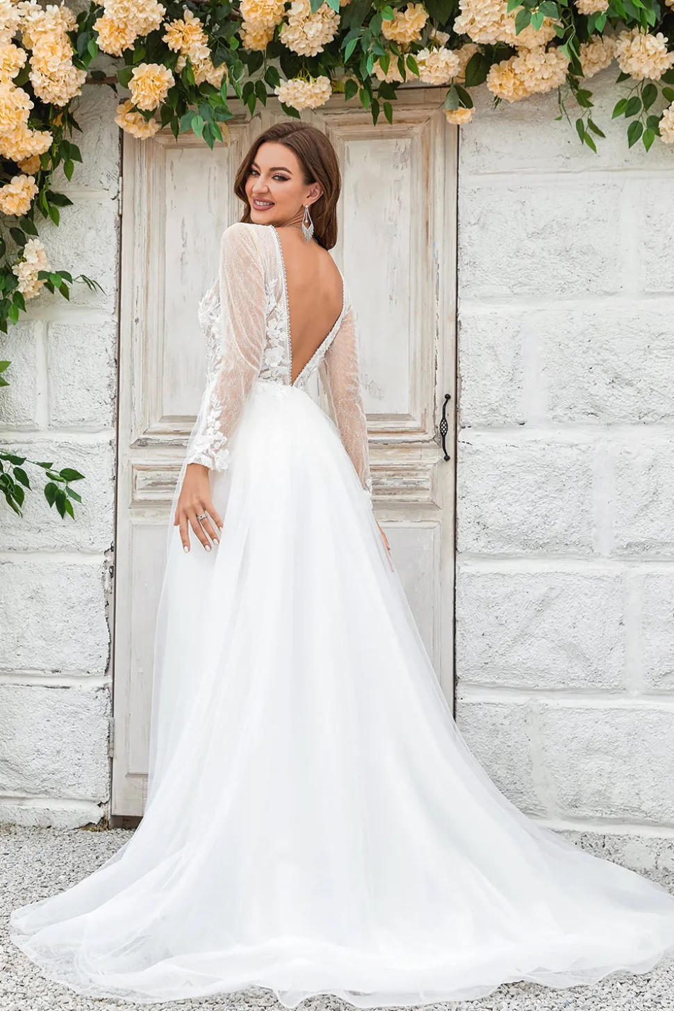 Deep V-Neck Marfim Tule Varredura Trem Vestido de Noiva com Renda