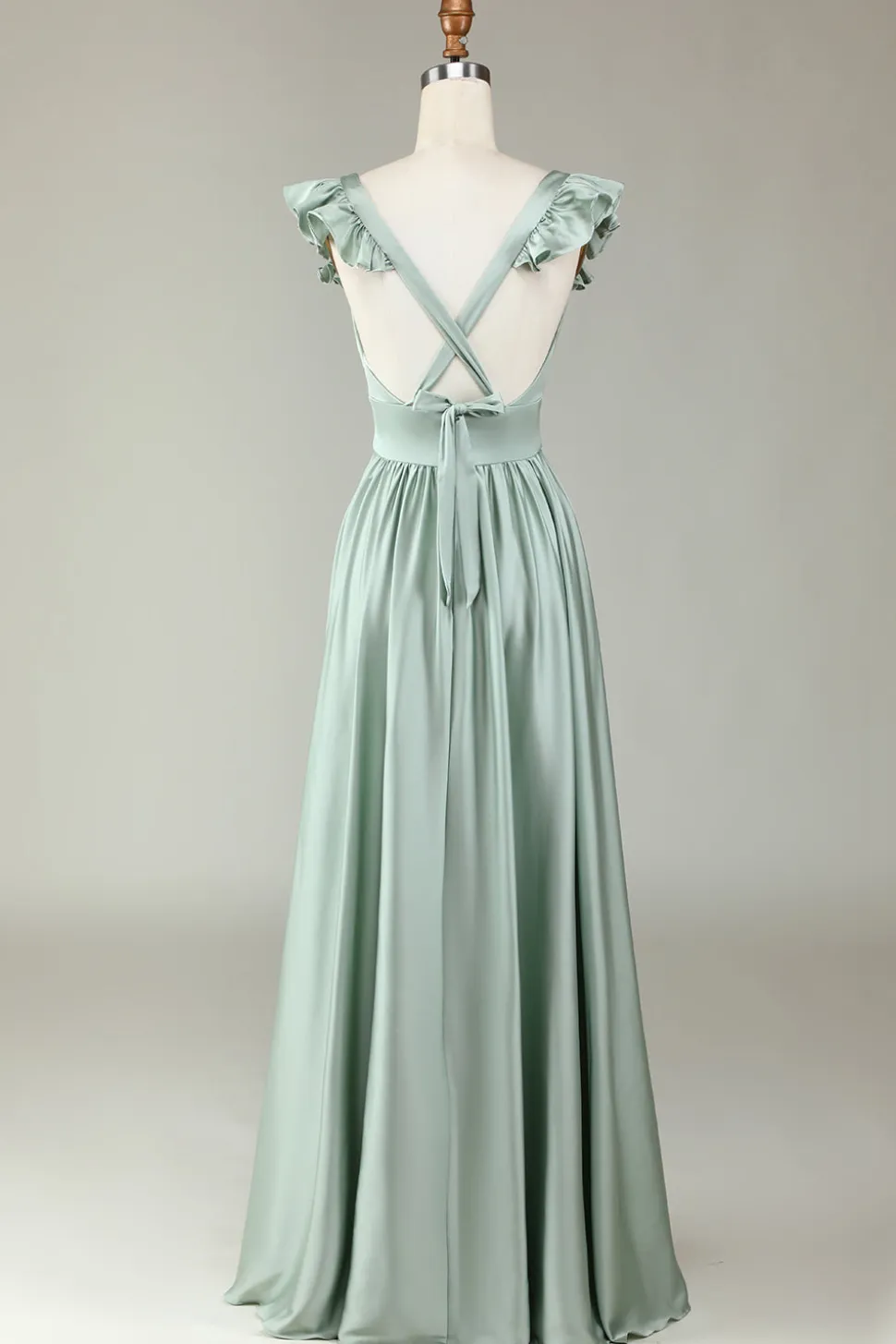 Deep V-Neck Matcha Vestido Longo Madrinha com Folhos