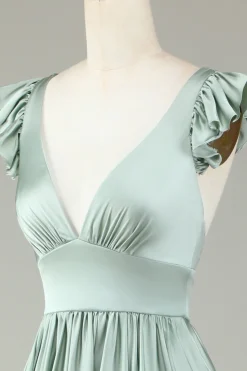 Deep V-Neck Matcha Vestido Longo Madrinha com Folhos