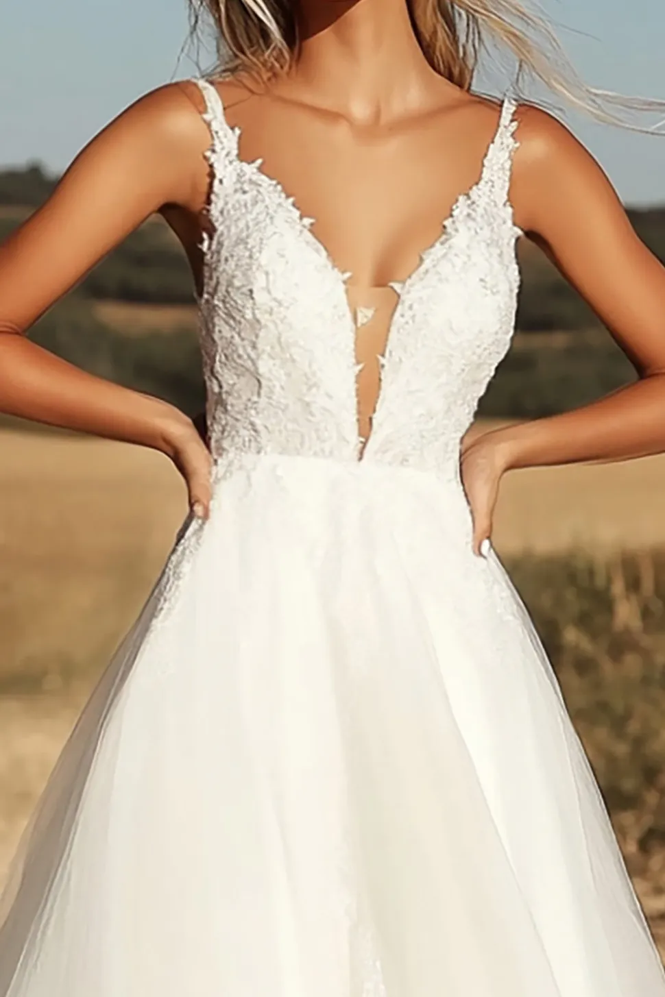 Delicado Marfim V Pescoço Tule Uma Linha Renda Applique Vestido de Noiva