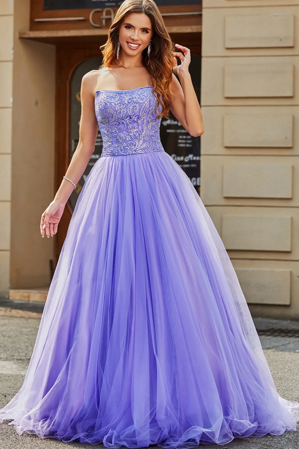 Deslumbrante uma linha sem alças Lilás vestido longo baile de formatura com missangas