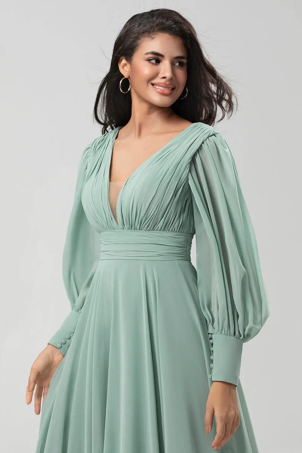 Destacável mangas compridas Chiffon vestido verde dama de honra com pregado