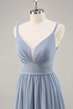 Dusty Blue Chiffon Ruched vestido longo da dama de honra com fenda