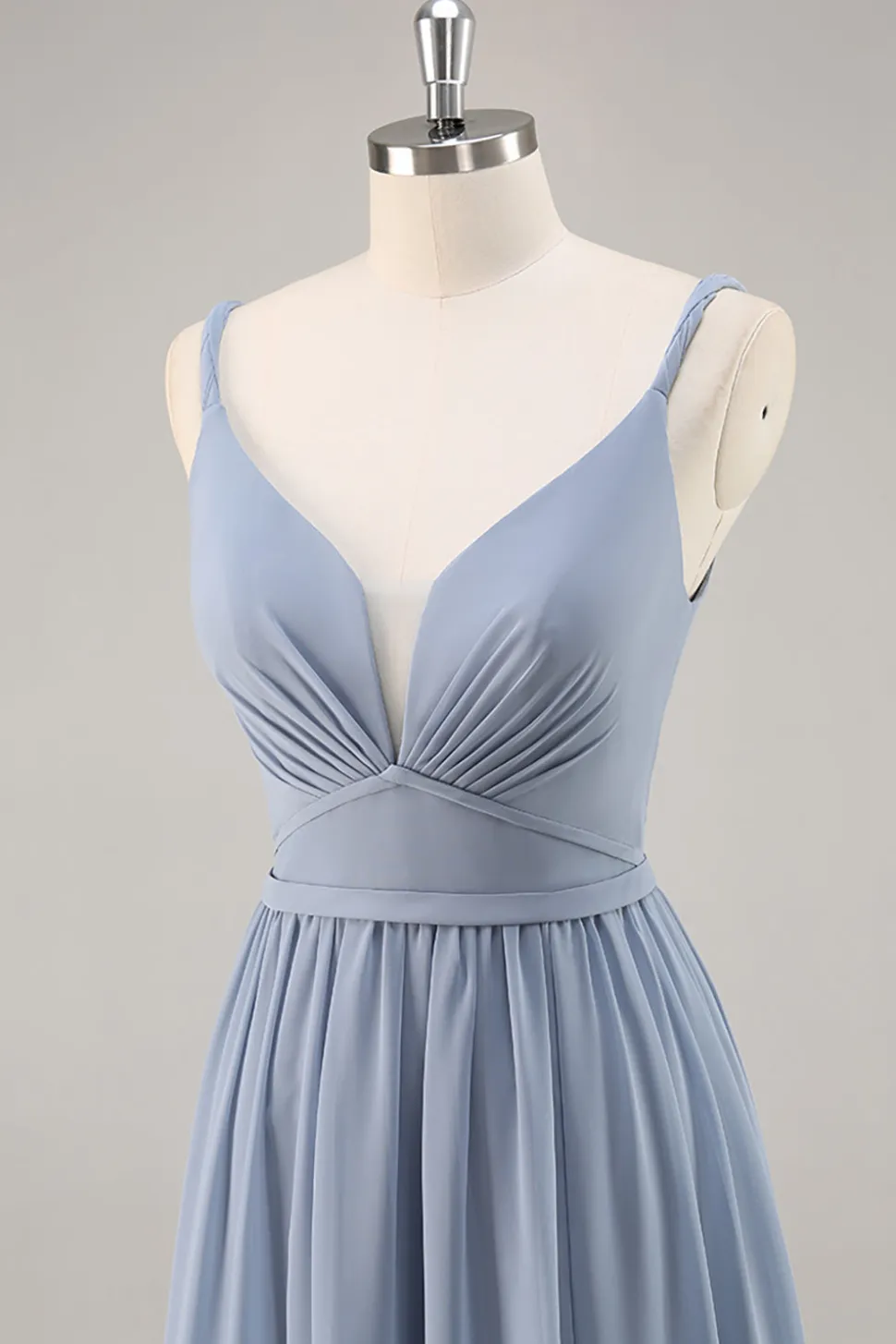 Dusty Blue Chiffon Ruched vestido longo da dama de honra com fenda