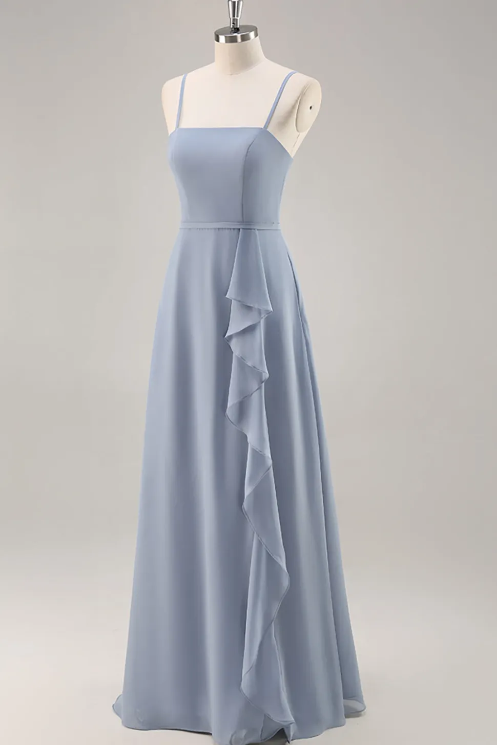 Dusty Blue Chiffon Uma linha longo vestido de dama de honra com babados