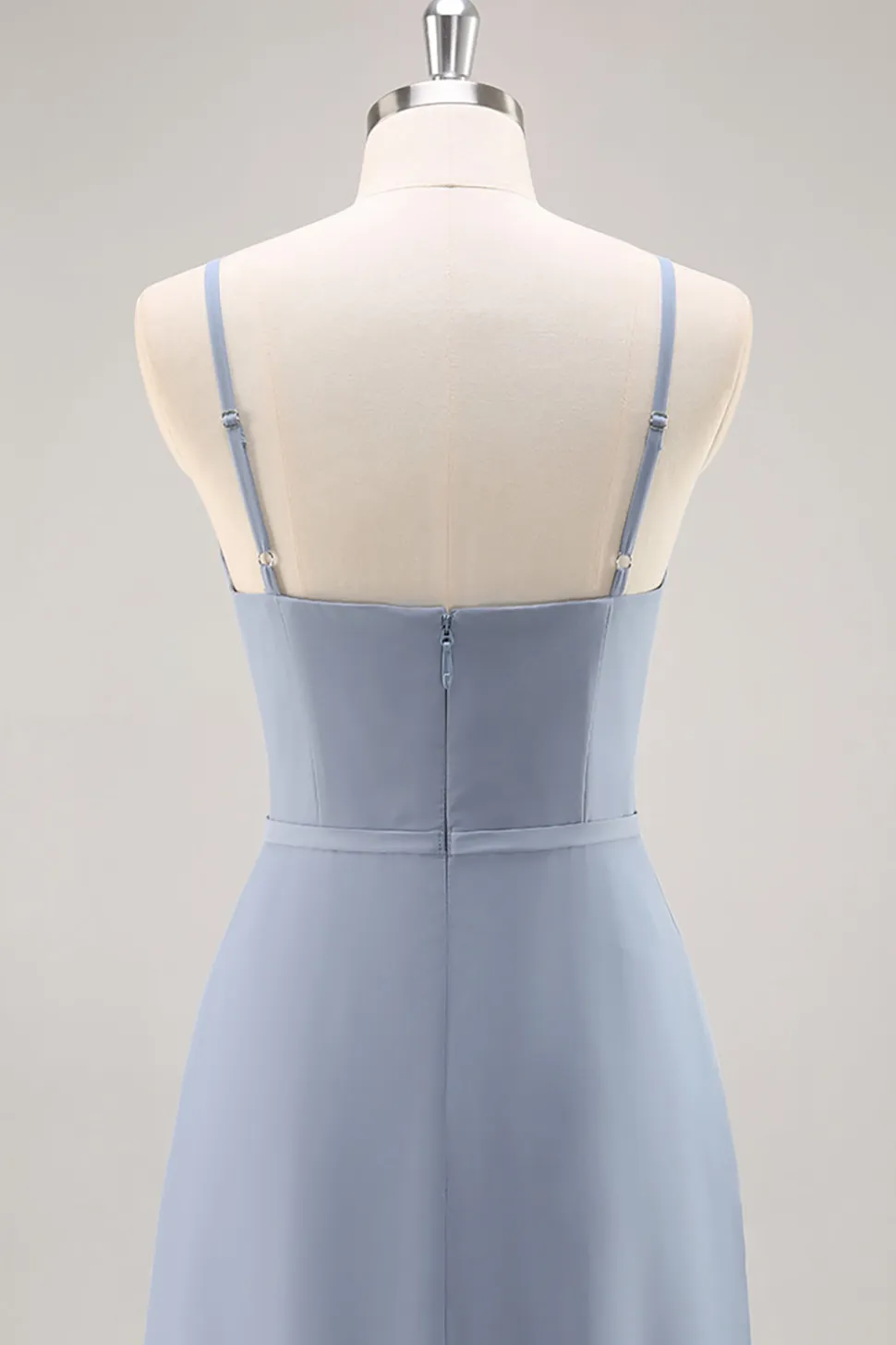 Dusty Blue Chiffon Uma linha longo vestido de dama de honra com babados