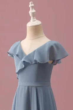Dusty Blue Chiffon V Neck Wrap Vestido Curto Júnior Madrinha com mangas Flutter