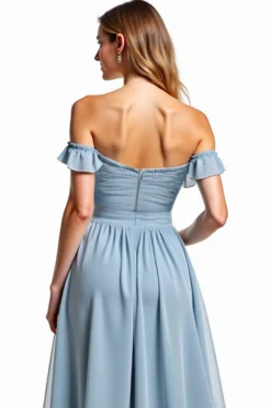 Dusty Blue fora do ombro Ruched longo vestido de dama de honra