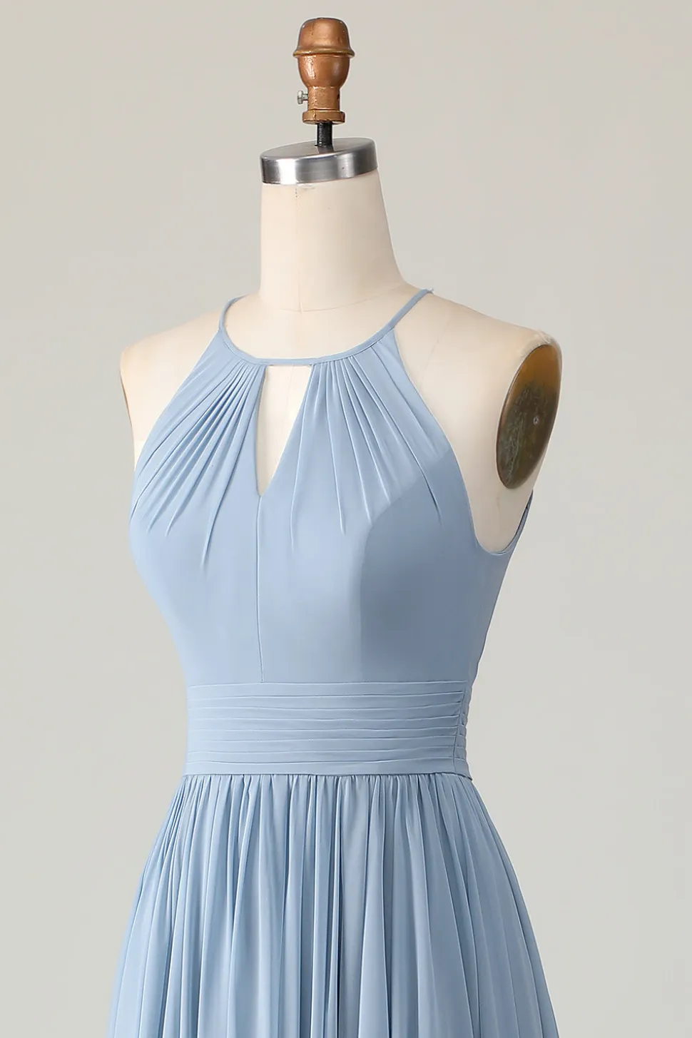 Dusty Blue Halter Chiffon Ruched Long Vestido de Madrinha com Keyholes