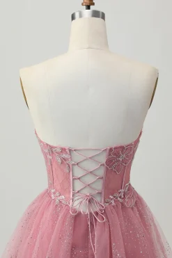 Dusty Rose A-Line Strapless Tiered Tulle Vestido Curto Homecoming com Missangas
