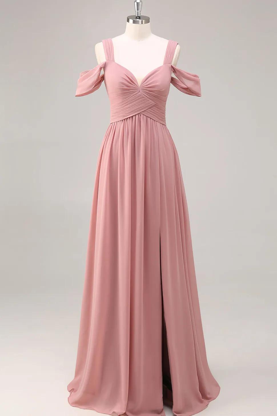 Dusty Rose Cold Shoulder Chiffon Ruched vestido longo da dama de honra com fenda