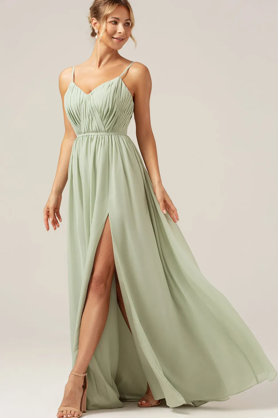 Dusty Sage A-Line Espaghetti Correias Chiffon Long Vestido de Dama de Honra com Fenda