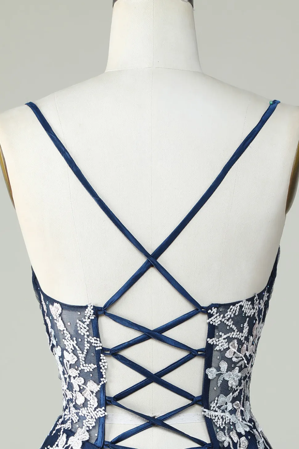 Dusty Sage Esparguete Correias Homecoming Vestido Com Criss Cross Back