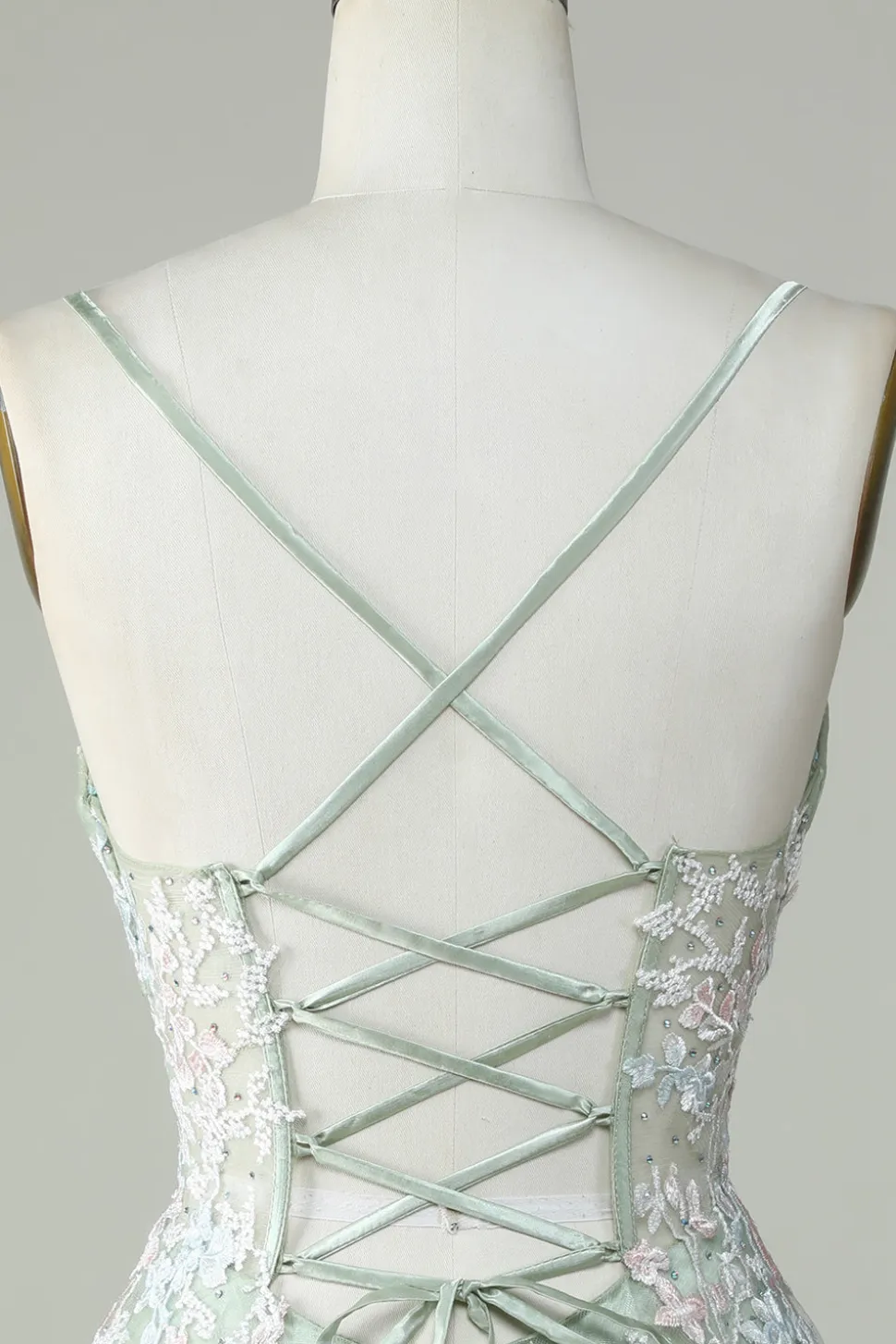 Dusty Sage Esparguete Correias Homecoming Vestido Com Criss Cross Back
