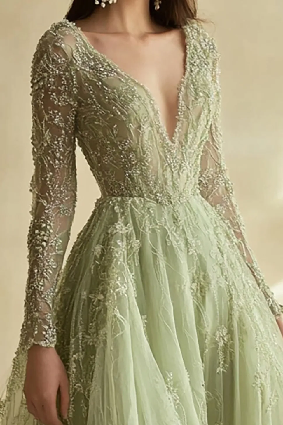 Dusty Sage Lace Applique Tulle V Neck Prom Dress com mangas compridas