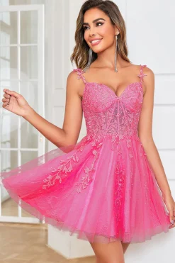 Elegante A Line Spaghetti Straps Rosa Short Homecoming Dress com Appliques