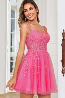 Elegante A Line Spaghetti Straps Rosa Short Homecoming Dress com Appliques