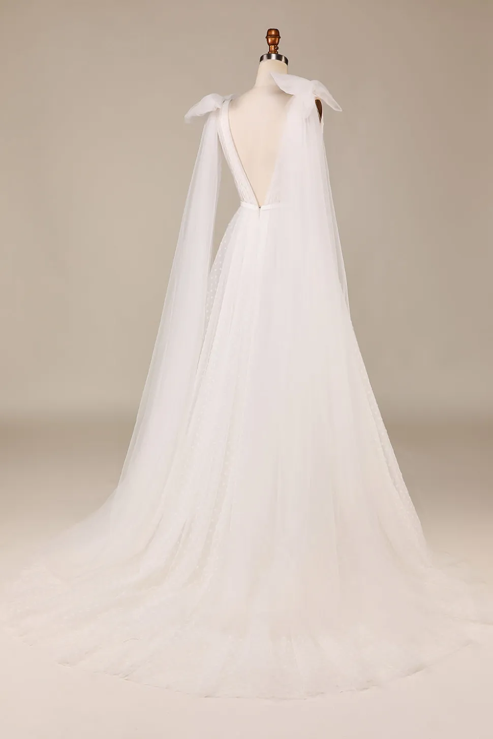 Elegante A Linha V Pescoço Marfim Destacável Watteau Train Tulle Vestido de Noiva
