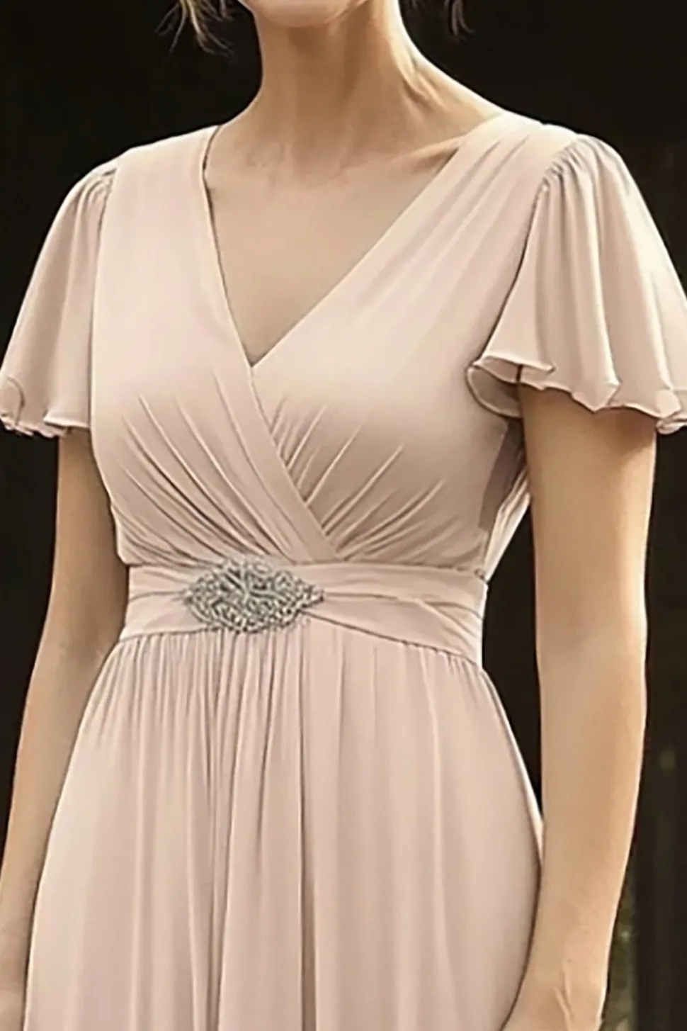 Elegante Chiffon V Pescoço Champagne Mãe do Vestido da Noiva com Mangas Curtas