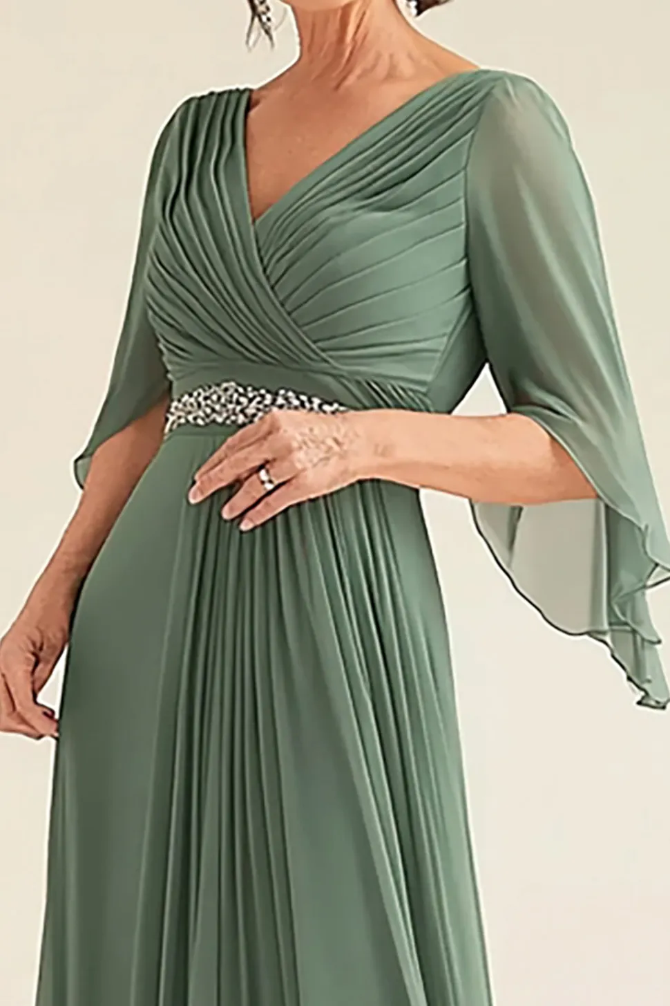 Elegante Eucalipto A-Line V-neck Ruched Long Chiffon Mãe Do Vestido da Noiva com Meias Mangas
