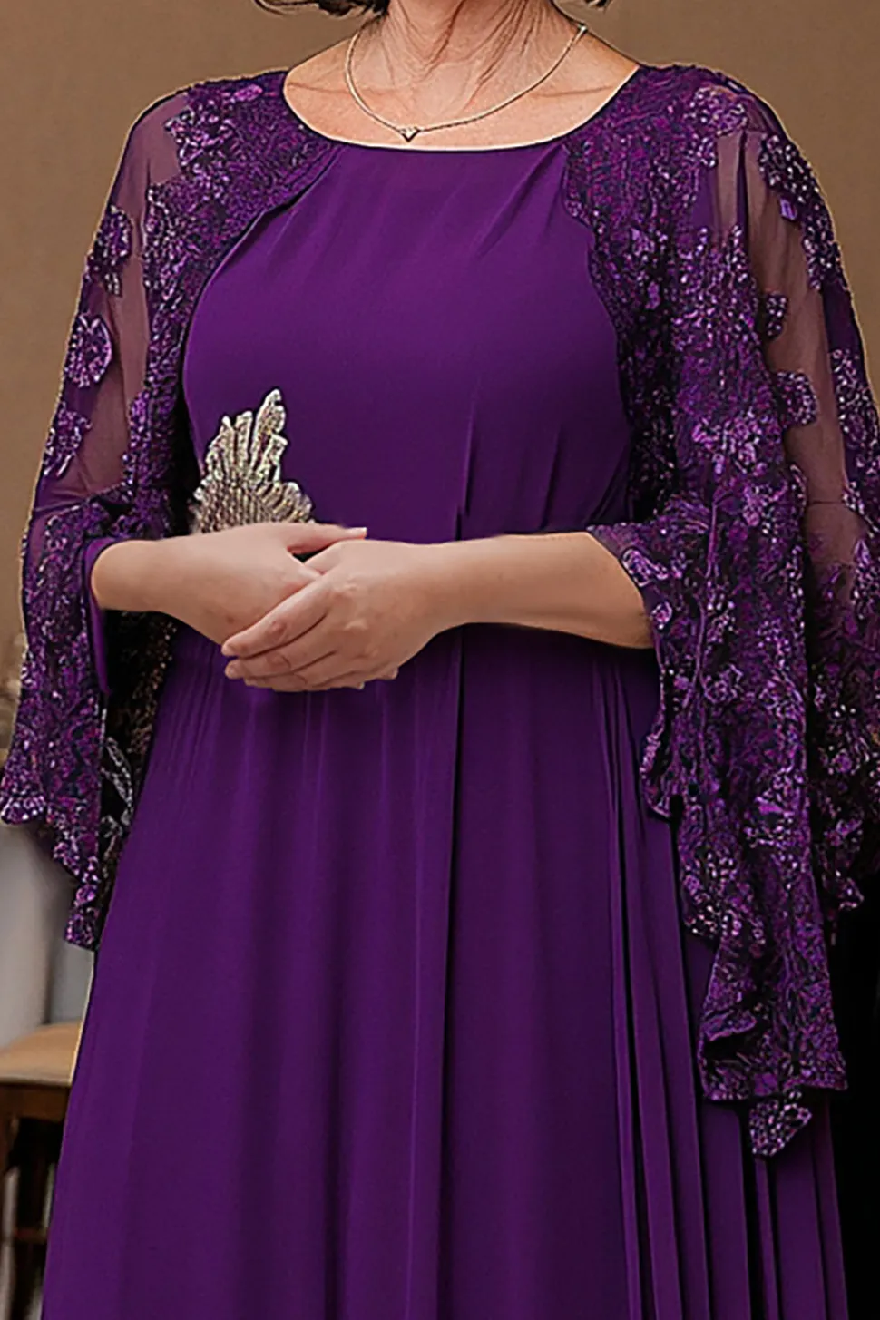 Elegante roxo uma linha xaile manga mãe de vestido de noiva com apliques