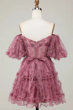 Elegante Uma linha fora do ombro Dusty Rose Tulle Short Homecoming Dress com mangas curtas