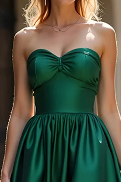 Elegante verde escuro querido longo uma linha vestido de baile
