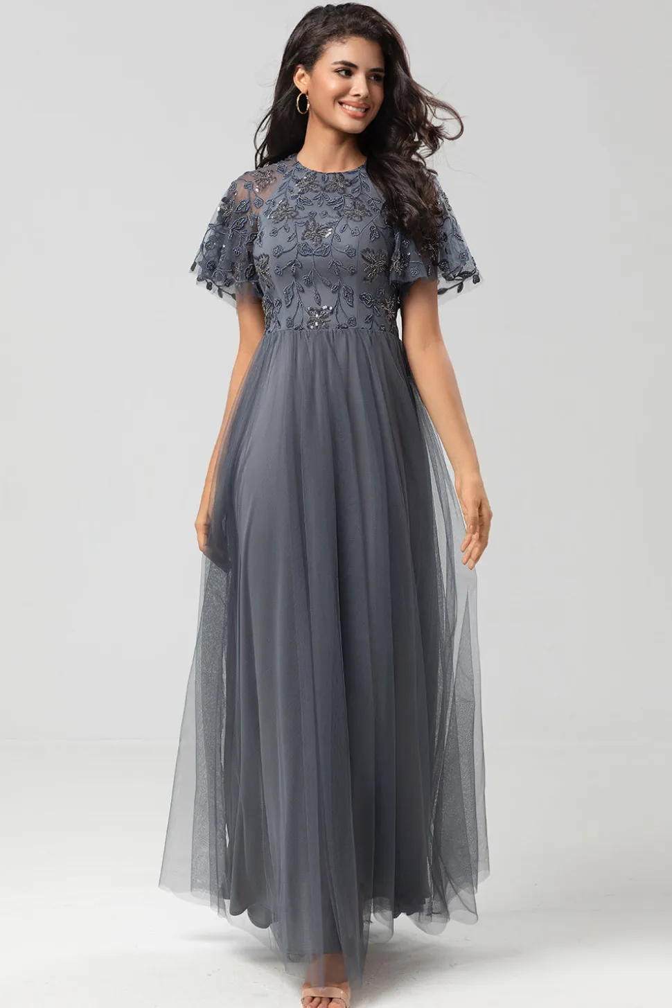 Elegância Clássica A-Line Jewel Neck Cinza Vestido de Dama de Honra Longo com Mangas Curtas