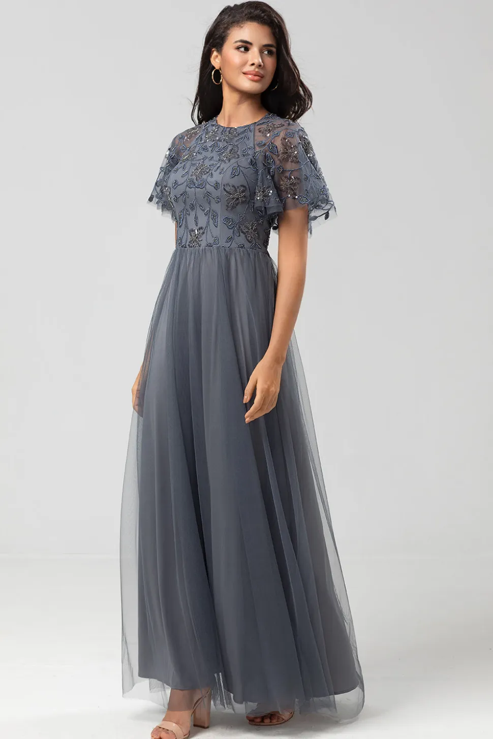 Elegância Clássica A-Line Jewel Neck Cinza Vestido de Dama de Honra Longo com Mangas Curtas