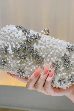 Embreagem de festa frisada preta de strass brilhante