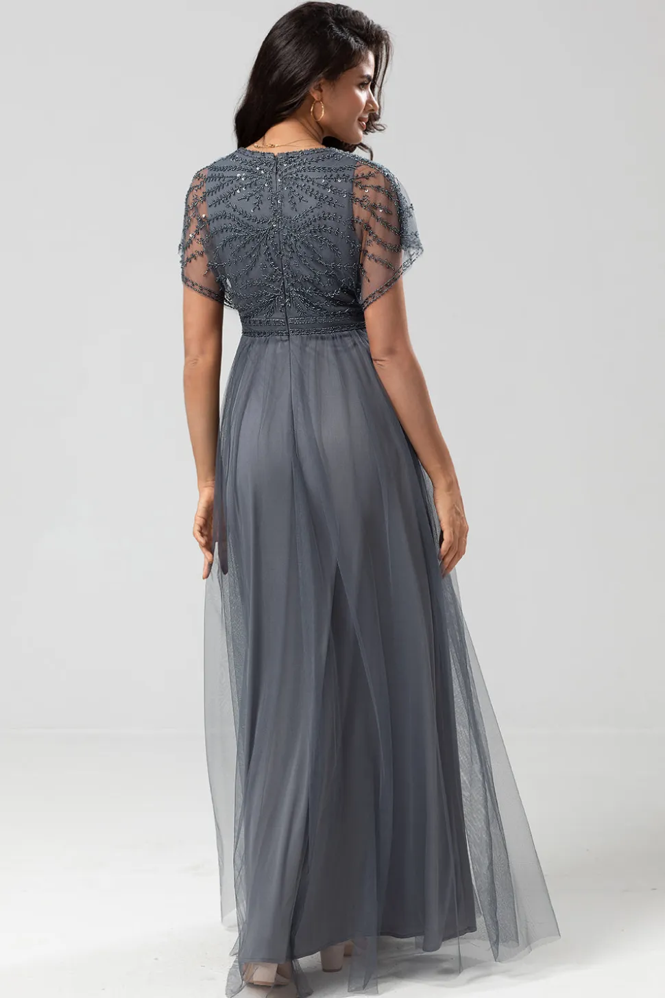 Epítome do Romance A-Line V Pescoço Eucalipto Vestido Longo Madrinha com Missangas