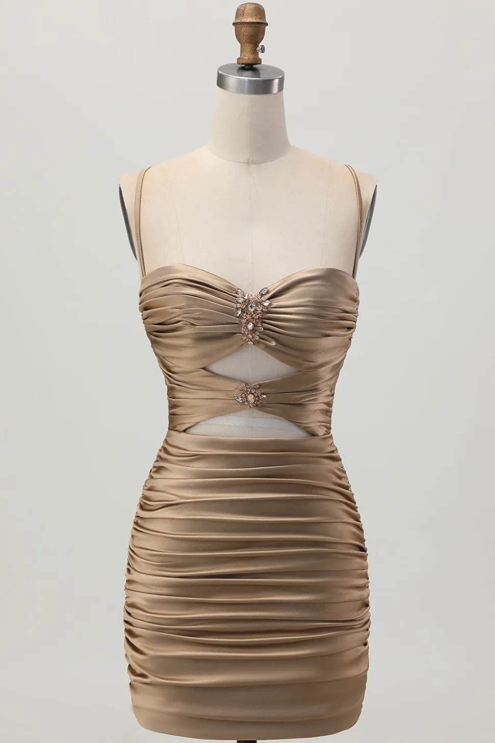 Escuro Khaki Ruched Cut-Out Tight Mini Homecoming Dress com renda para trás