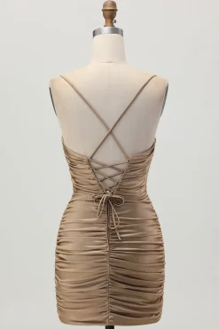 Escuro Khaki Ruched Cut-Out Tight Mini Homecoming Dress com renda para trás