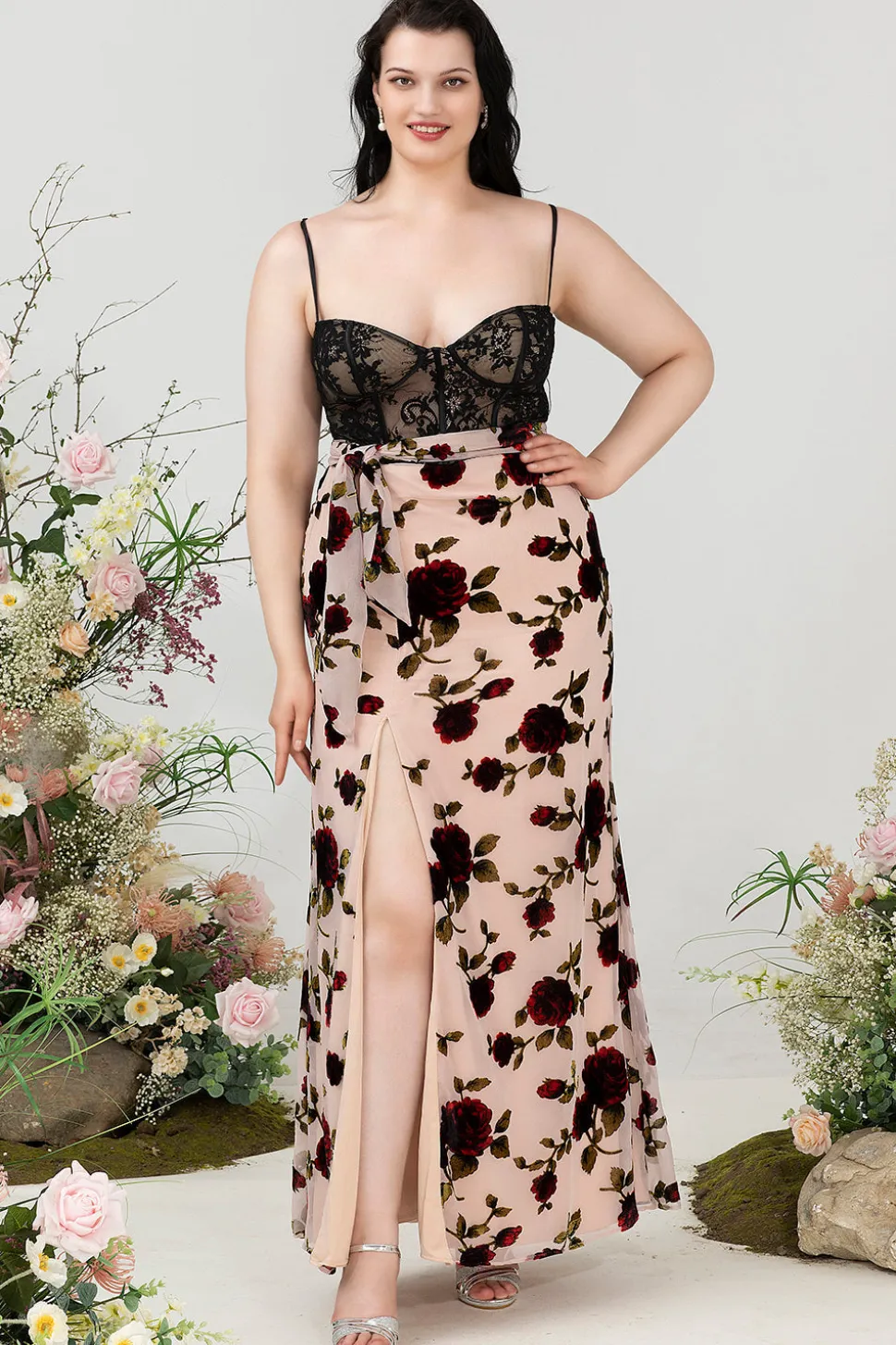 Espaguete Alças Preto Floral Tamanho Grande Vestido de Festa
