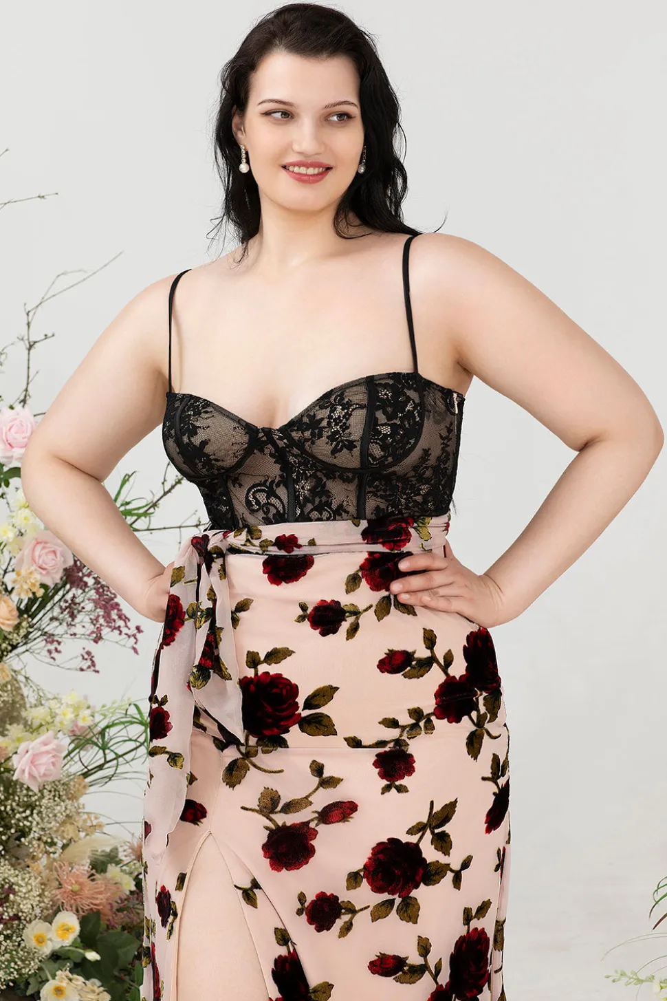 Espaguete Alças Preto Floral Tamanho Grande Vestido de Festa