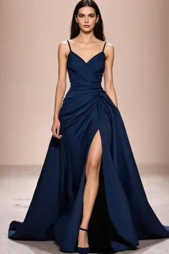 Espaguete azul escuro correias cetim A-Line Ruched vestido de noite com fenda