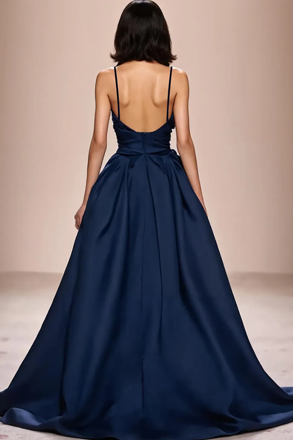 Espaguete azul escuro correias cetim A-Line Ruched vestido de noite com fenda