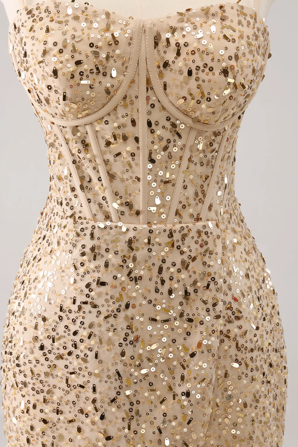 Espaguete Dourado Brilhante Correias Bodycon Homecoming Dress com Sequins