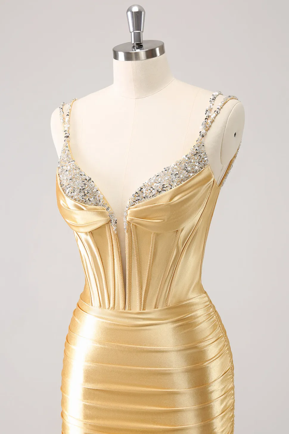 Espaguete Dourado Correias Bodycon Homecoming Dress com Sequins