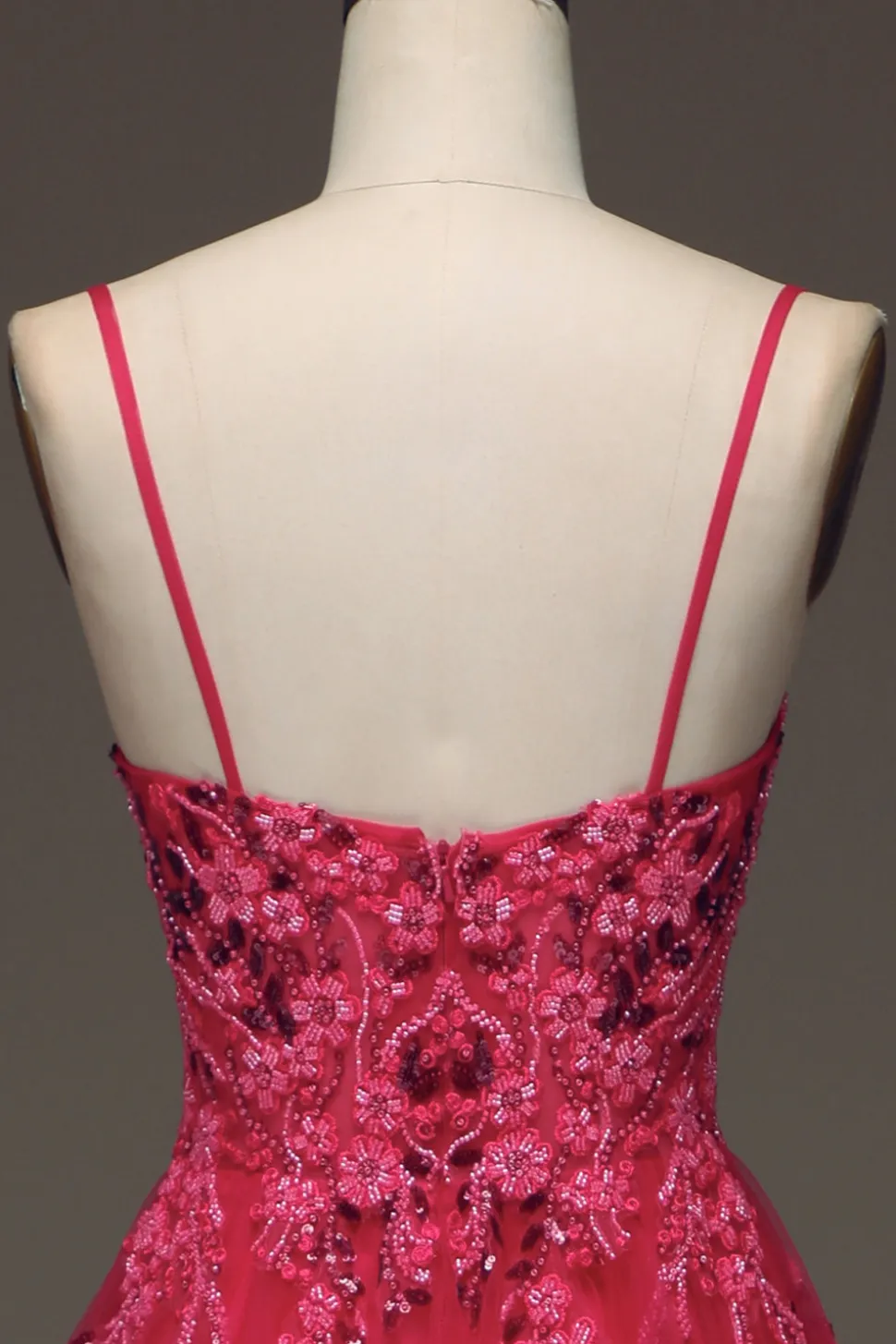 Esparguete Correias Uma Linha Vestido de Baile Vermelho com Apliques