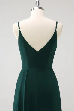 Esparguete Verde Escuro Correias Ruche Long Vestido de Dama de Honra com Fenda