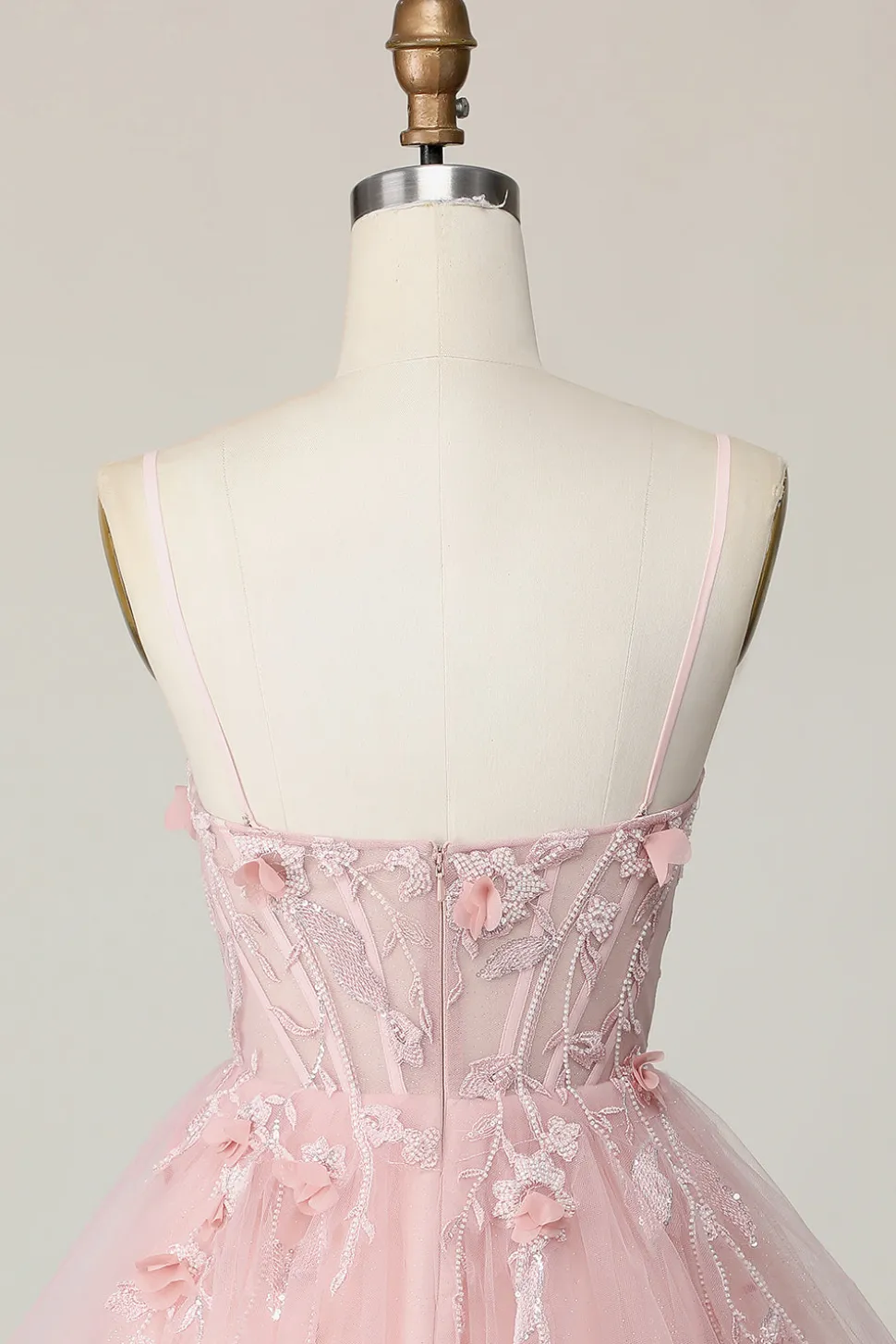 Espartilho cor-de-rosa A Line Short Appliqued Homecoming Dress with Beading