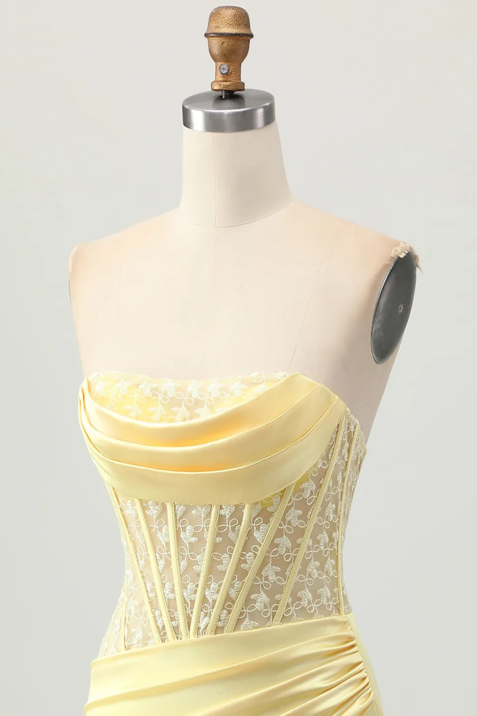 Espartilho de cetim amarelo apertado vestido curto Homecoming com renda para trás