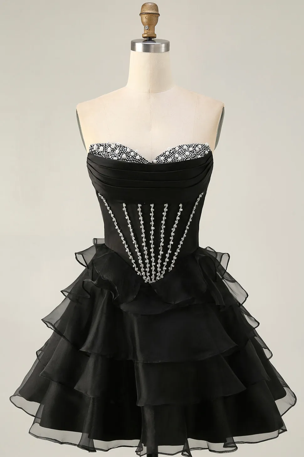 Espartilho preto sem alças em camadas uma linha curto Homecoming Dress com frisos