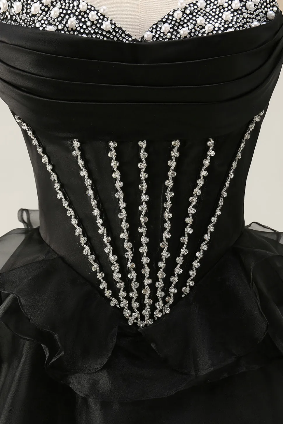 Espartilho preto sem alças em camadas uma linha curto Homecoming Dress com frisos
