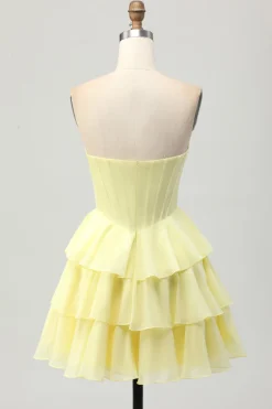 Espartilho sem alças A Line Green Homecoming Dress com Missangas