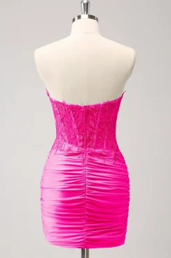 Espartilho sem alças lilás plissado apertado Homecoming Dress com apliques
