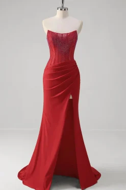 Espartilho vermelho brilhante sereia sem alças longo vestido de baile com fenda