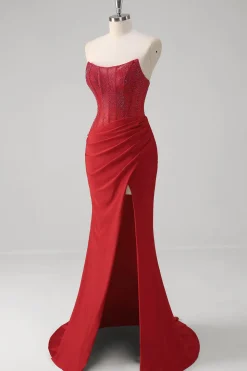 Espartilho vermelho brilhante sereia sem alças longo vestido de baile com fenda